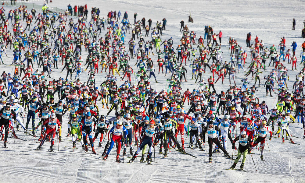 12.12.2014, Livigno, Italy (ITA):  the start of the 25. la sgambeda- FIS Marathon Cup La Sgambeda, Livigno (ITA). www.nordicfocus.com. © Felgenhauer/NordicFocus. Every downloaded picture is fee-liable.