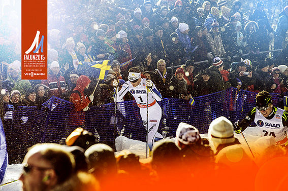 TEODOR PETERSON i ett publikhav på Lugnet. Så kommer det säkert att bli också när skid-VM i Falun drar igång i februari. Foto: SKID-VM 2015 FALUN