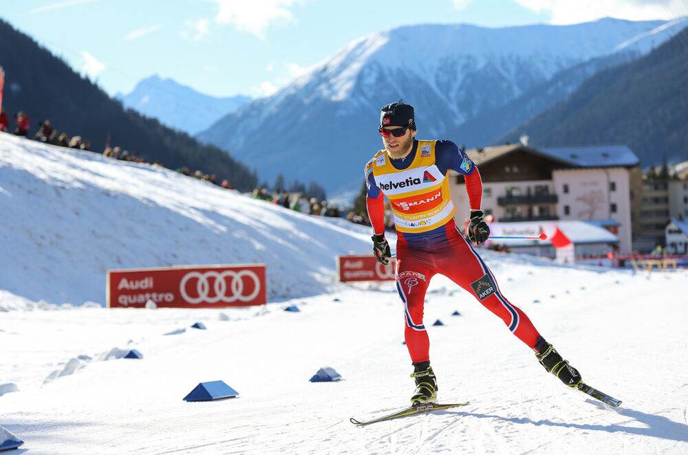 20.12.2014, Davos, Switzerland (SUI): Martin Jonsrud Sundby (NOR), Fischer, KV+, Rottefella- FIS world cup cross-country, 15km men, Davos (SUI). www.nordicfocus.com. © Laiho/NordicFocus. Every downloaded picture is fee-liable.