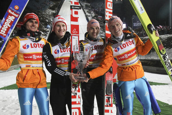 17.01.2015, Zakopane, Poland (POL): Richard Freitag (GER), fluege.de , Marinus Kraus (GER), Loeffler, Michael Neumayer (GER), Loeffler, Severin Freund (GER), Fischer- FIS world cup ski jumping, team HS134, Zakopane (POL). www.nordicfocus.com. © Domanski NordicFocus