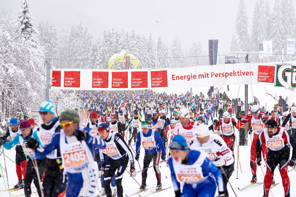 17.01.2015, Lienz, Austria (AUT): start- FIS Marathon Cup Dolomitenlauf Classic, Lienz (AUT). www.nordicfocus.com. © Felgenhauer/NordicFocus. Every downloaded picture is fee-liable.