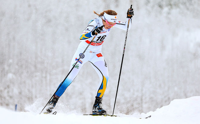 JENNIE ÖBERG sensationsvann världscupsprinten i Rybinsk. Här i prologen, där hon också var snabbast. Foto: NORDIC FOCUS