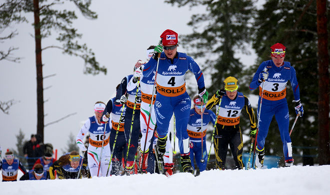 IFK MORA SK tog ett överlägset lagguld i skiathlon för damer. Här leder Anna Haag och Sofia Bleckur. Bakom skymtar också Stina Nilsson (nr 7). Foto: KJELL-ERIK KRISTIANSEN