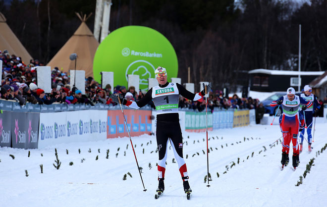 TIMO ANDRÉ BAKKEN vinner överraskande NM-guldet i klassisk sprint före Sondre Turvoll Fossli. Foto/rights: MARCELA HAVLOVA/sweski.com