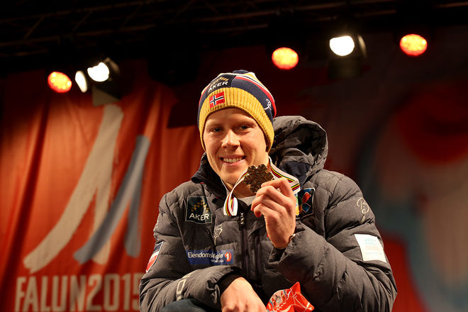 ANDERS GLÖERSEN med VM-bronset på 15 km. Det gav också en plats i det norska stafettlaget. Foto/rights: MARCELA HAVLOVA/sweski.com