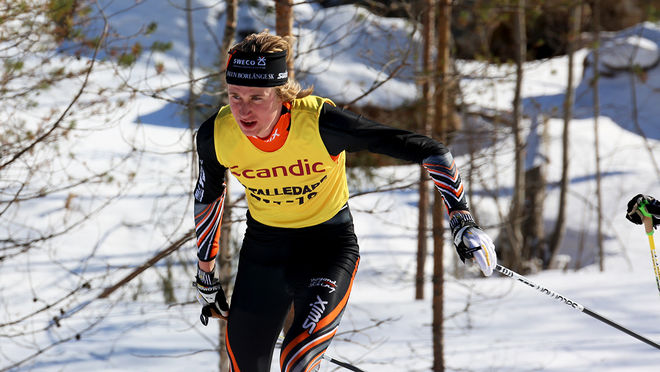 JONAS ERIKSSON var klart starkast i H17-18 över 15 km jaktstart i Kalix och Falun-Borlänge-åkaren vann både loppet och cupen totalt. Foto/rights: KJELL-ERIK KRISTIANSEN/sweski.com