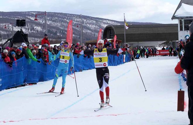 LUDVIG ”LUDDE” Sögnen Jensen från Norge är troligen världens snabbaste skidåkare över 100 meter. Här slår han SK Bores Anton Persson i finalen i Ramundberget. Foto: THORD ERIC NILSSON