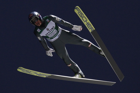 21.11.2015, Klingenthal, Germany (GER): Gregor Schlierenzauer (AUT), Fischer- FIS world cup ski jumping, team HS140, Klingenthal (GER). www.nordicfocus.com. © Domanski/NordicFocus. Every downloaded picture is fee-liable. NordicFocus 21.11.2015, Klingenthal, Germany (GER): Gregor Schlierenzauer (AUT), Fischer- FIS world cup ski jumping, team HS140, Klingenthal (GER). www.nordicfocus.com. © Domanski/NordicFocus. Every downloaded picture is fee-liable.