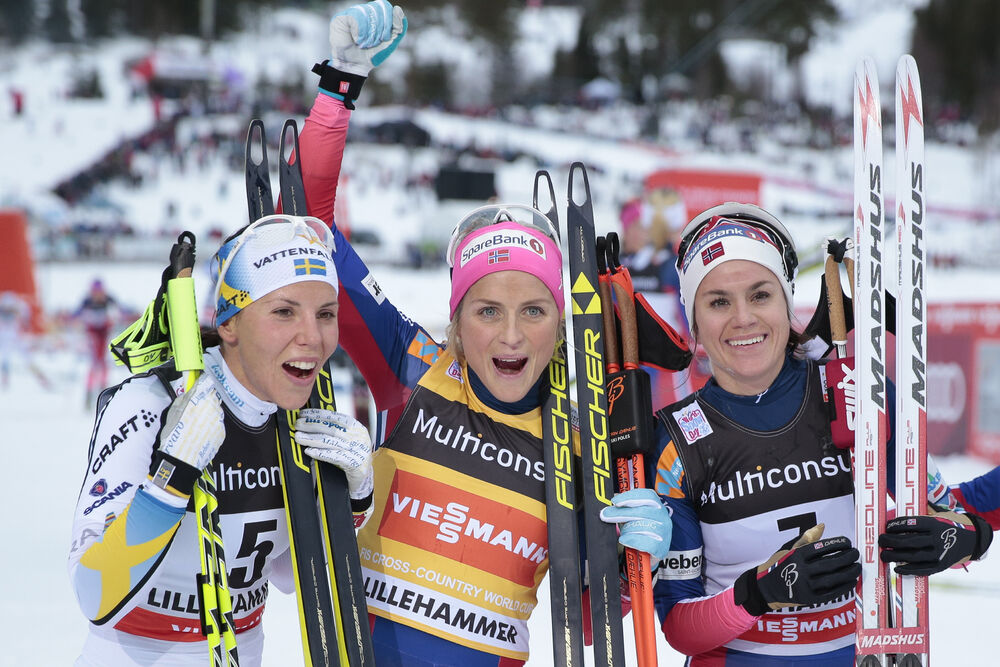 05.12.2015, Lillehammer, Norway (NOR):Heidi Weng (NOR), Therese Johaug (NOR), Charlotte Kalla (SWE), (l-r) - FIS world cup cross-country, skiathlon women, Lillehammer (NOR). www.nordicfocus.com. © Modica/NordicFocus. Every downloaded picture is fee-liab