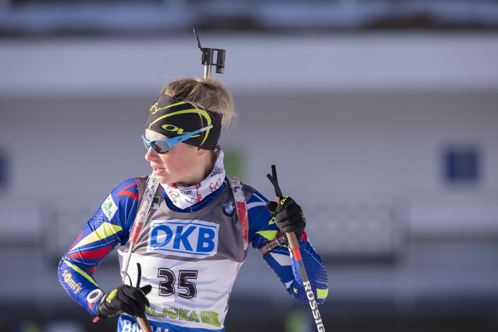 18.12.2015, Pokljuka, Slovenia (SLO):Marie Dorin (FRA) -  IBU world cup biathlon, sprint women, Pokljuka (SLO). www.nordicfocus.com. © Manzoni/NordicFocus. Every downloaded picture is fee-liable.