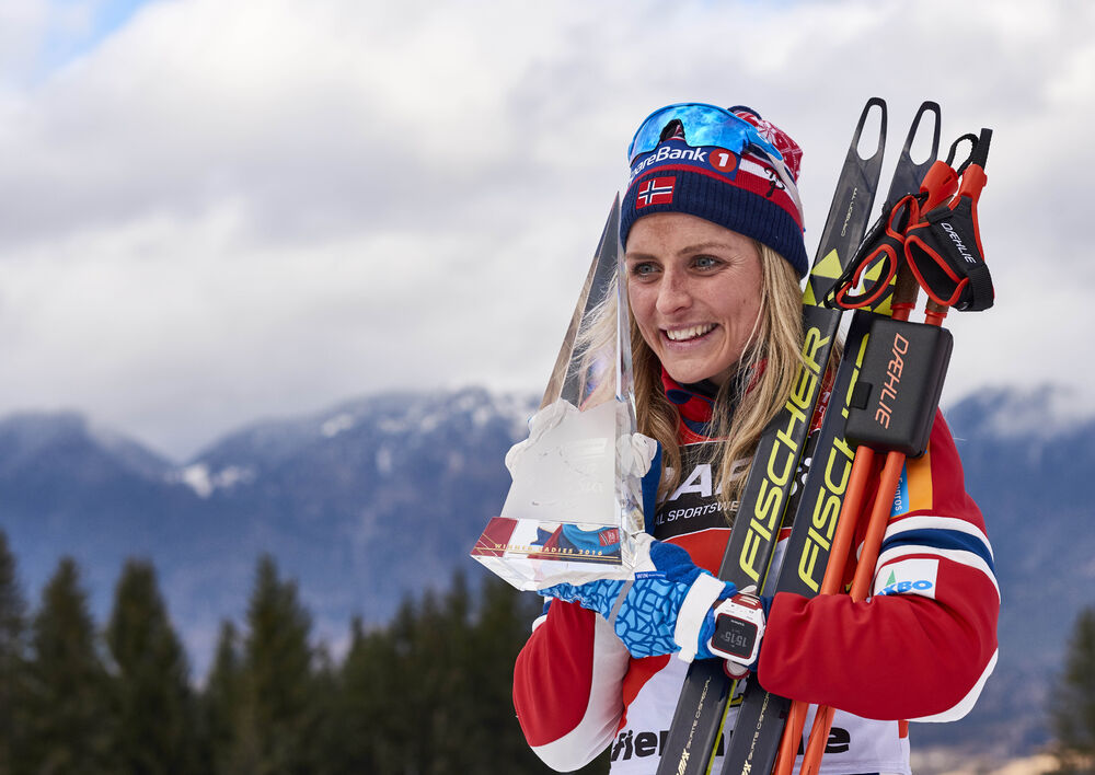 10.01.2016, Val di Fiemme, Italy (ITA):Therese Johaug (NOR) - FIS world cup cross-country, tour de ski, final climb women, Val di Fiemme (ITA). www.nordicfocus.com. © Felgenhauer/NordicFocus. Every downloaded picture is fee-liable.