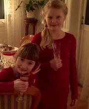 Nora og Ingrid 9 år 2016