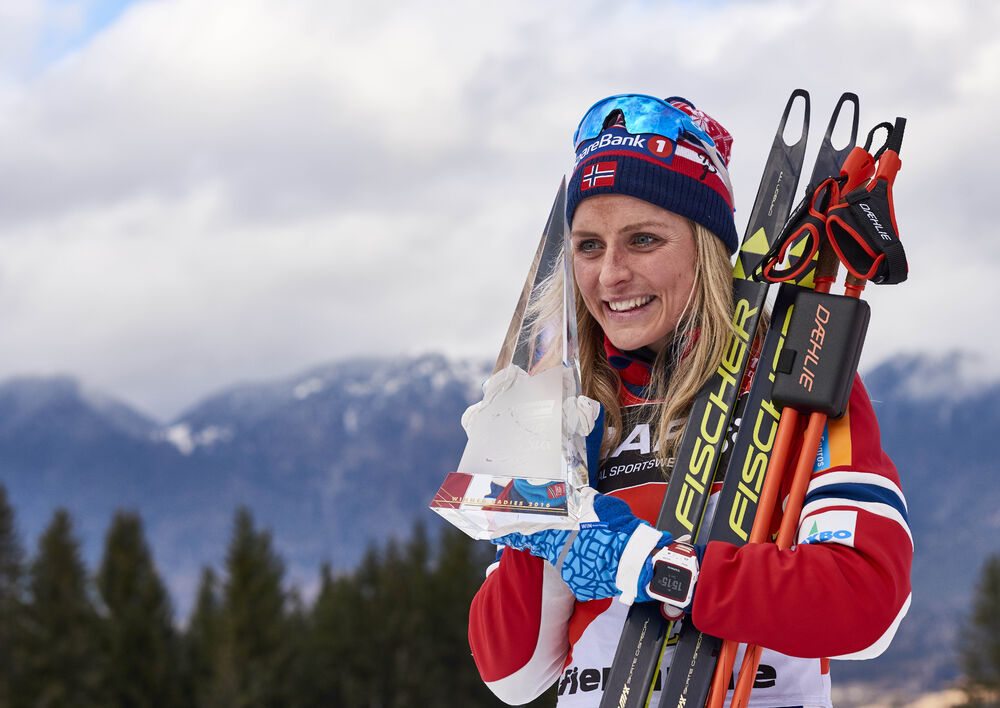 10.01.2016, Val di Fiemme, Italy (ITA):Therese Johaug (NOR) - FIS world cup cross-country, tour de ski, final climb women, Val di Fiemme (ITA). www.nordicfocus.com. © Felgenhauer/NordicFocus. Every downloaded picture is fee-liable. NordicFocus 10.01.2016, Val di Fiemme, Italy (ITA):Therese Johaug (NOR) - FIS world cup cross-country, tour de ski, final climb women, Val di Fiemme (ITA). www.nordicfocus.com. © Felgenhauer/NordicFocus. Every downloaded picture is fee-liable.
