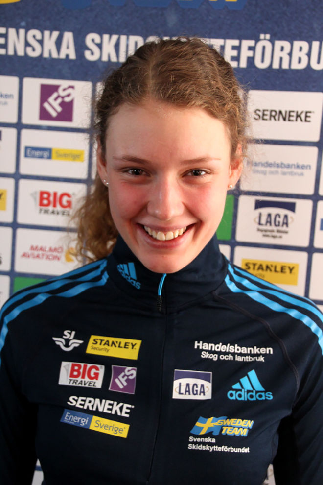 HANNA ÖBERG vann sensationellt JVM-sprinten i skidskytte i Rumänien. Foto: SVENSKA SKIDSKYTTEFÖRBUNDET