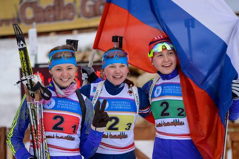 Russia youth women