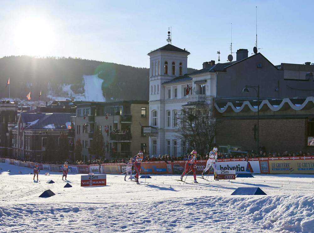 03.02.2016, Drammen, Norway (NOR): female athletes racing in backlight  - FIS world cup cross-country, individual sprint, Drammen (NOR). www.nordicfocus.com. © Felgenhauer/NordicFocus. Every downloaded picture is fee-liable.