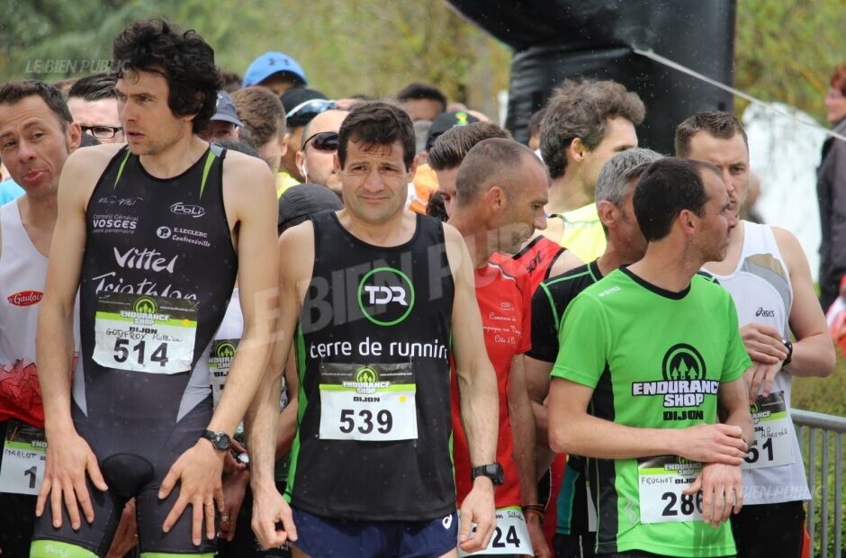 pres-de-500-participants-ont-dispute-les-10-km-ce-samedi-a-dijon-photo-georges-santos-1460820724