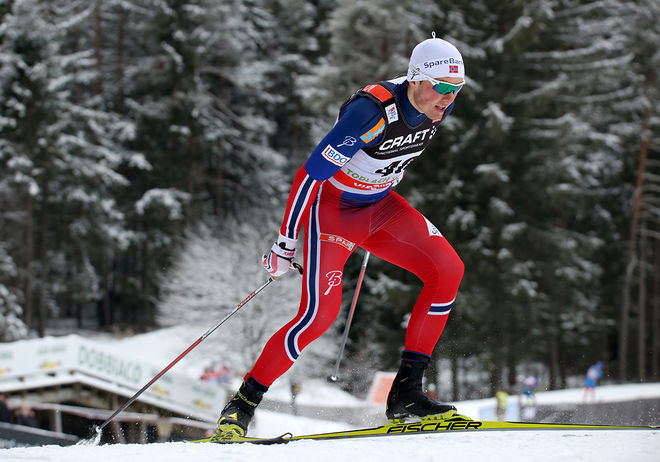 EMIL IVERSEN är lite av vinterns överraskning i det norska landslaget och nu tar han klivet upp i A-landslaget på ”heltid”. Samtidigt blir hans pappa tränare för det svenska damlandslaget. Foto/rights: MARCELA HAVLOVA/sweski.com