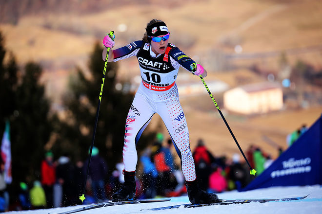 JESSICA DIGGINS är en av dom få åkare som slog dom norska damerna och vann en internationell tävling i vintras. Här från Alpe Cermis i Tour de Ski. Foto/rights: MARCELA HAVLOVA/sweski.com
