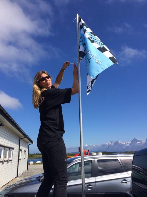 ArtiRace Heidi heiser flagg på Flostad