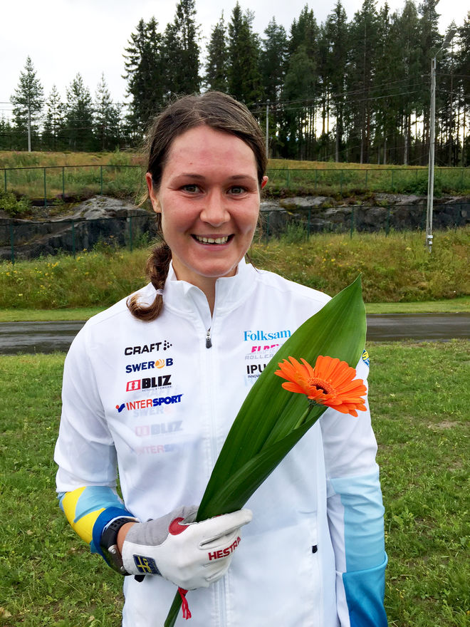 BRITTA JOHANSSON NORGREN tog sin andra seger på två dagar vid världscupen på rullskidor i Sollefteå. Foto: MIA KARLSSON
