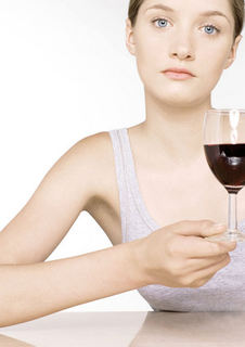dame med vinglass
