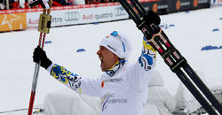 JOHAN OLSSON jublar efter VM-guldet på 15 km i Falun 2015. Foto/rights: MARCELA HAVLOVA/sweski.com