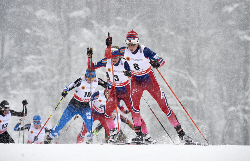 21.02.2016, Lahti, Finland (FIN):Riitta-Liisa Roponen (FIN), Ingvild Flugstad Oestberg (NOR), Astrid Uhrenholdt Jacobsen (NOR), (l-r)  - FIS world cup cross-country, skiathlon women, Lahti (FIN). www.nordicfocus.com. © Felgenhauer/NordicFocus. Every dow