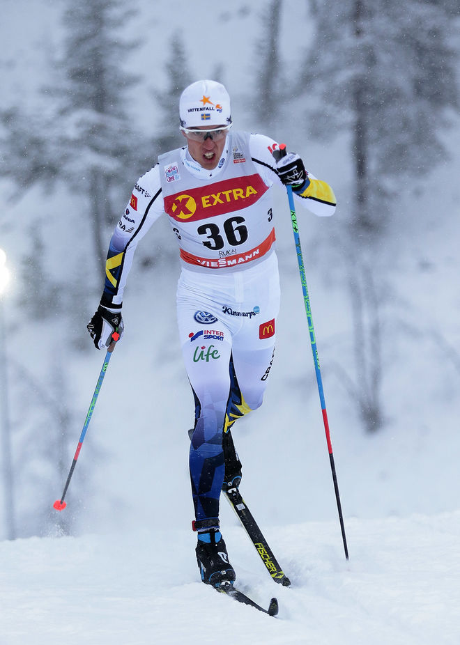 CALLE HALFVARSSON vann prologen i den klassiska sprinten vid världscupen i Lillehammer. Foto: NORDIC FOCUS