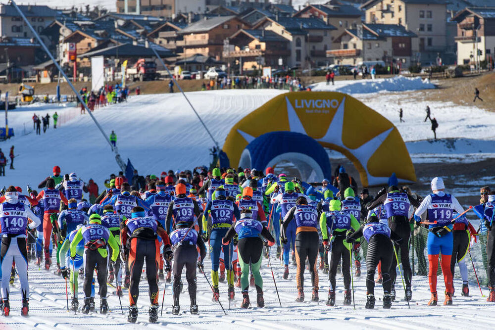 03.12.2016, Livigno, Italy (ITA):Elite men at the start of the race - Ski Classics La Sgambeda, Livigno (ITA). www.nordicfocus.com. © Rauschendorfer/NordicFocus. Every downloaded picture is fee-liable.