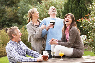 Glede i gruppe uten alkohol