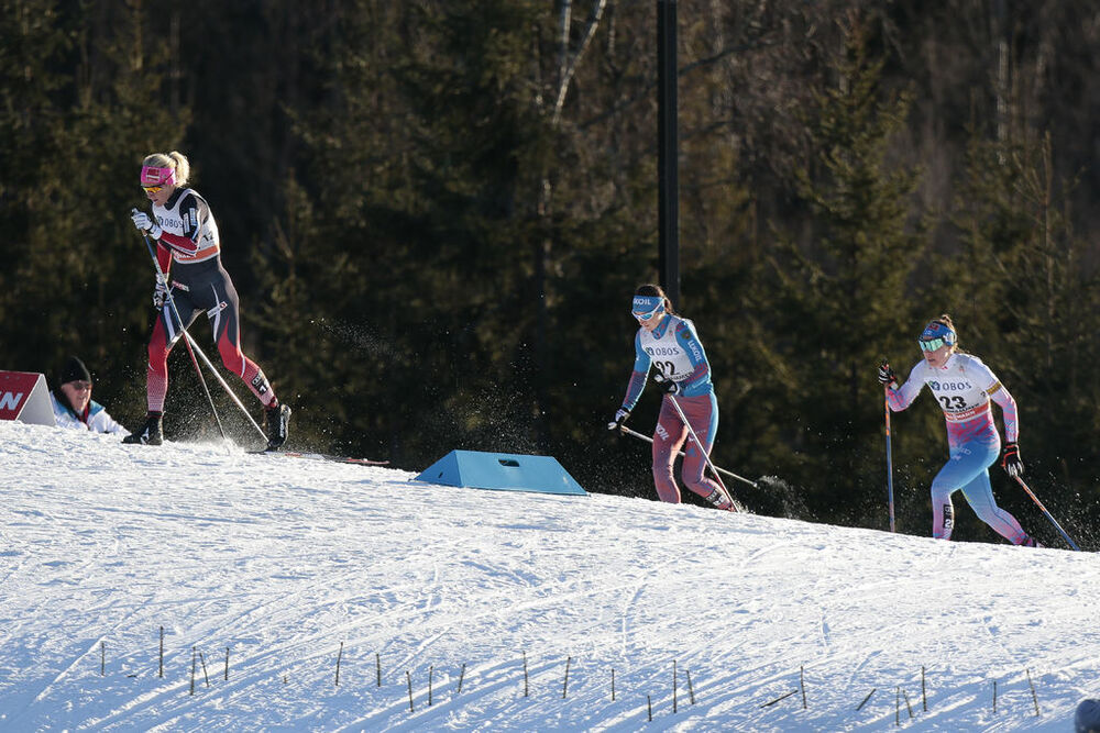 02.12.2016, Lillehammer, Norway (NOR):Kathrine Rolsted Harsem (NOR), Yulia Belorukova (RUS), Kerttu Niskanen (FIN), (l-r)  - FIS world cup cross-country, individual sprint, Lillehammer (NOR). www.nordicfocus.com. © Modica/NordicFocus. Every downloaded p
