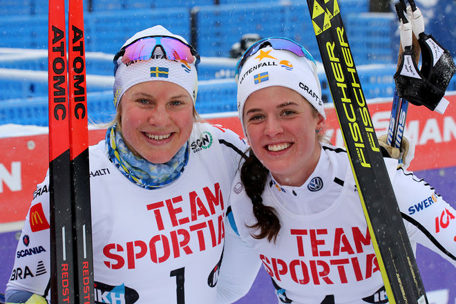 HANNA FALK (tv) var 3:a och Anna Dyvik 7:a i prologen i världscupsprinten i italienska Toblach. Foto/rights: KJELL-ERIK KRISTIANSEN/sweski.com