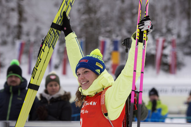 HANNA ÖBERG fick för första gången vara med på prisutdelningen bland dom 6 bästa i en världscuptävling. Foto: NORDIC FOCUS