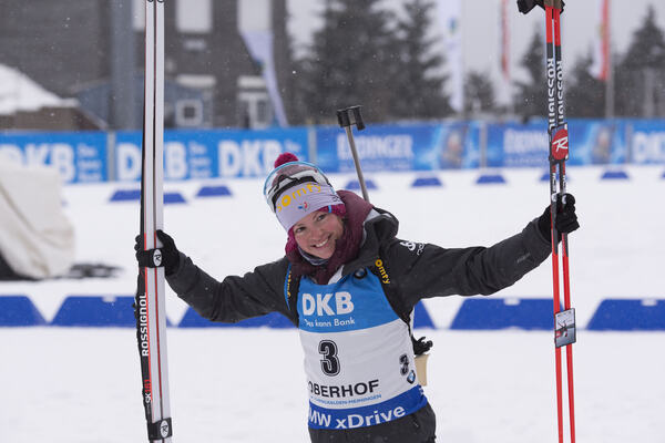 07.01.2017, Oberhof, Germany (GER):Marie Dorin Habert (FRA) - IBU world cup biathlon, pursuit women, Oberhof (GER). www.nordicfocus.com. © Manzoni/NordicFocus. Every downloaded picture is fee-liable. NordicFocus