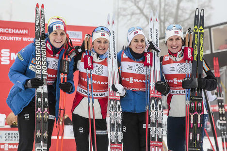 22.01.2017, Ulricehamn, Sweden (SWE):Astrid Uhrenholdt Jacobsen (NOR), Ingvild Flugstad Oestberg (NOR), Heidi Weng (NOR), Marit Bjoergen (NOR), (l-r) - FIS world cup cross-country, 4x5km women, Ulricehamn (SWE). www.nordicfocus.com. © Modica/NordicFocu NordicFocus 22.01.2017, Ulricehamn, Sweden (SWE):Astrid Uhrenholdt Jacobsen (NOR), Ingvild Flugstad Oestberg (NOR), Heidi Weng (NOR), Marit Bjoergen (NOR), (l-r) - FIS world cup cross-country, 4x5km women, Ulricehamn (SWE). www.nordicfocus.com. © Modica/NordicFocu
