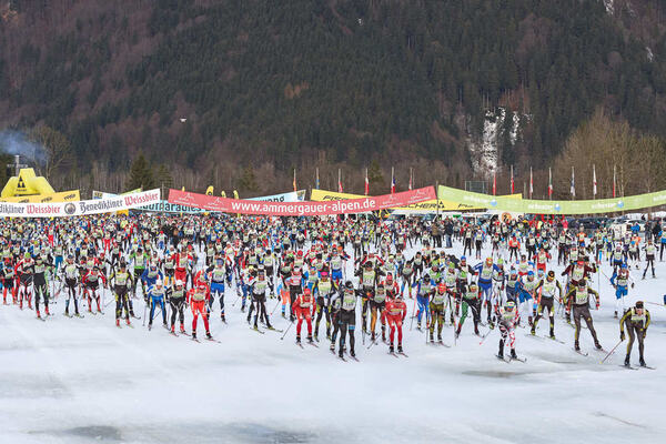 05.02.2017, Oberammergau, Germany (GER):Start of the race - FIS Worldloppet Cup Koenig Ludwig Lauf, Oberammergau (GER). www.nordicfocus.com. © Rauschendorfer/NordicFocus. Every downloaded picture is fee-liable. NordicFocus