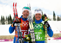 FINLAND vann OS-guld i teamsprint i Sochi 2014, senast den här tävlingen arrangerades i klassisk stil i ett stort mästerskap. Samma lag nu i Lahtis: Iivo Niskanen (vänster) och veteranen Sami Jauhojärvi. Foto: NORDIC FOCUS