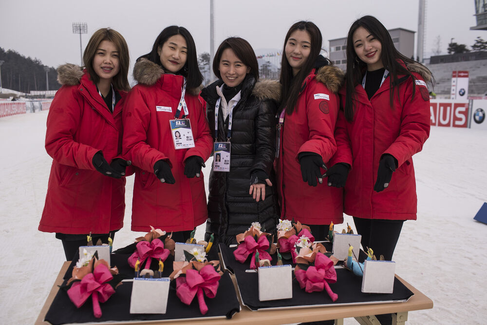 01.03.2017, Pyeong Chang, Korea (KOR):Event Feature: the flower girls pose for the picture -  IBU world cup biathlon, training, Pyeong Chang (KOR). www.nordicfocus.com. © Manzoni/NordicFocus. Every downloaded picture is fee-liable.