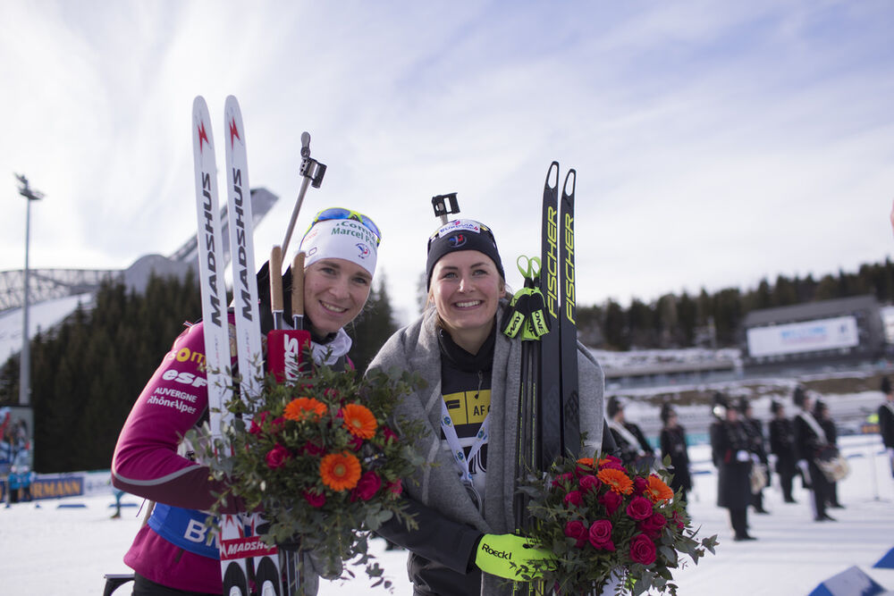 17.03.2017, Oslo, Norway (NOR):Anais Bescond (FRA), Justine Braisaz (FRA), (l-r) -  IBU world cup biathlon, sprint women, Oslo (NOR). www.nordicfocus.com. © Manzoni/NordicFocus. Every downloaded picture is fee-liable.