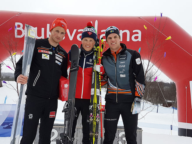 JOHANNES HØSFLOT KLÆBO (mitten) vann också sprinten i Bruksvallarna. Nu före Even Northug (tv) och bäste svensk Karl-Johan Dyvik, Falun-Borlänge SK. Foto: THORD ERIC NILSSON