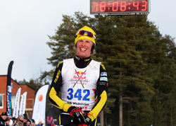 ERIK WICKSTRÖM tycker att dom 22 milen i Jokkmokk var hårdare än dom 43 milen han körde då han satte världsrekord på 24-timmar förra året. Mest på grund av kuperingen och vinden. Foto/rights: MARCELA HAVLOVA/sweski.com