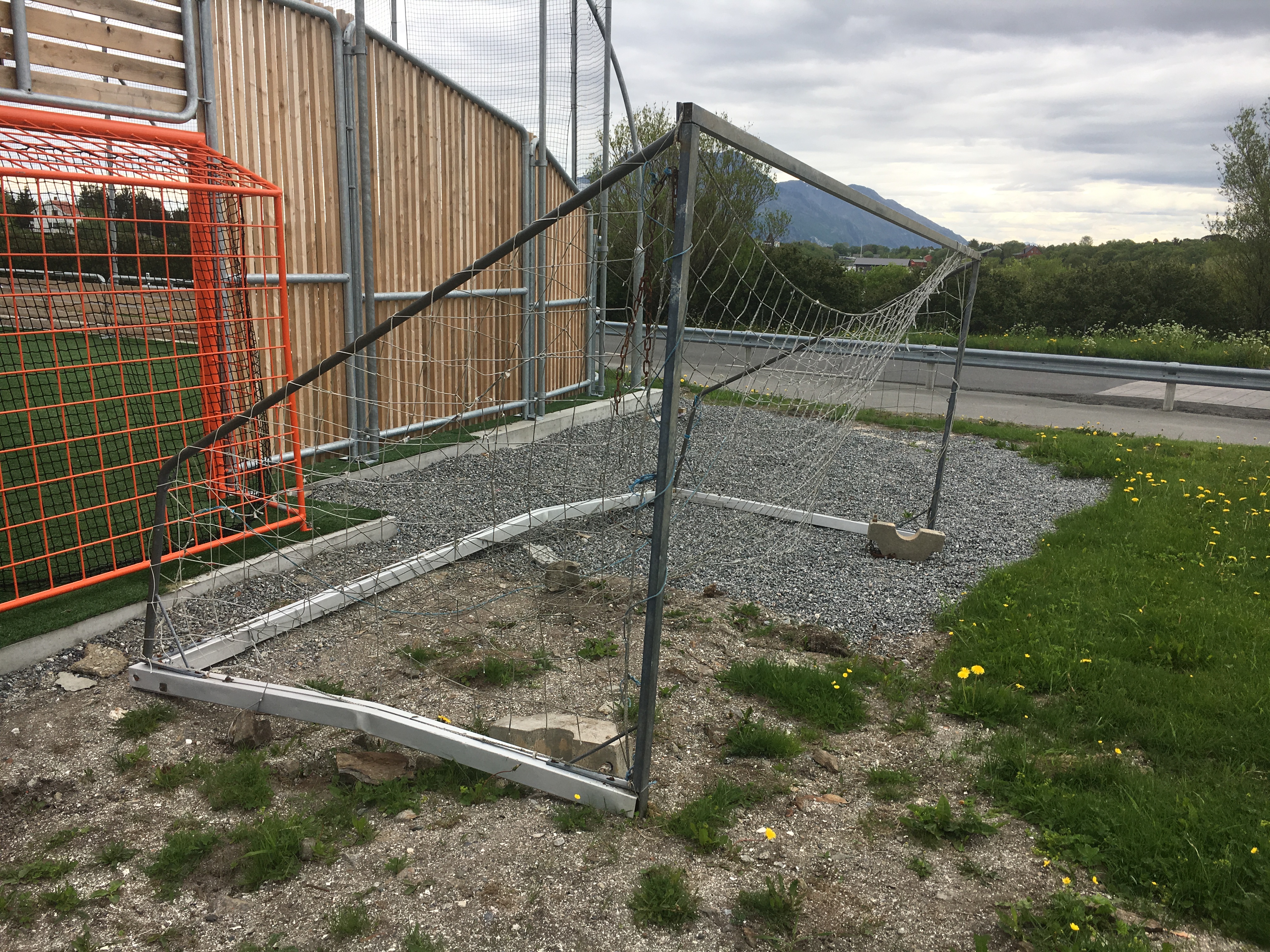 Fotballmål ved Herøy skole