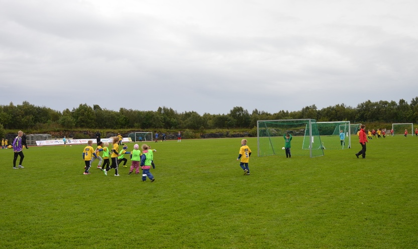 Herøy+Cup+2015_kamp+om+ballen