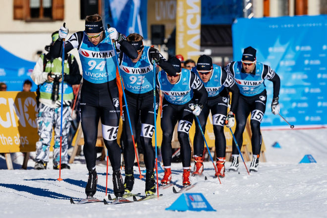 ETT LAGTEMPO på skidor kräver mycket taktik och är psykiskt och fysiskt mycket tufft för åkarna - precis som på cykel. Här är Lager 157 Ski Team i en tidigare utgåva av prologen i Ski Classics. Foto: MAGNUS ÖSTH
