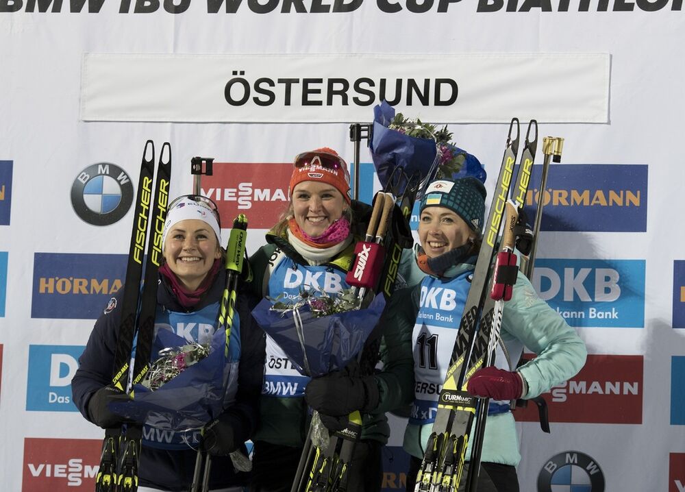 01.12.2017, Oestersund, Sweden, (SWE):Justine Braisaz (FRA), Denise Herrmann (GER), Yuliia Dzhima (UKR), (l-r) - IBU world cup biathlon, sprint women, Oestersund (SWE). www.nordicfocus.com. © Manzoni/NordicFocus. Every downloaded picture is fee-liable.