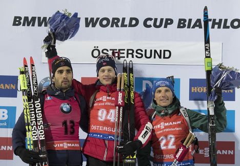 NordicFocus 02.12.2017, Oestersund, Sweden, (SWE):Martin Fourcade (FRA), Tarjei Boe (NOR), Erik Lesser (GER), (l-r) - IBU world cup biathlon, sprint men, Oestersund (SWE). www.nordicfocus.com. © Manzoni/NordicFocus. Every downloaded picture is fee-liable.