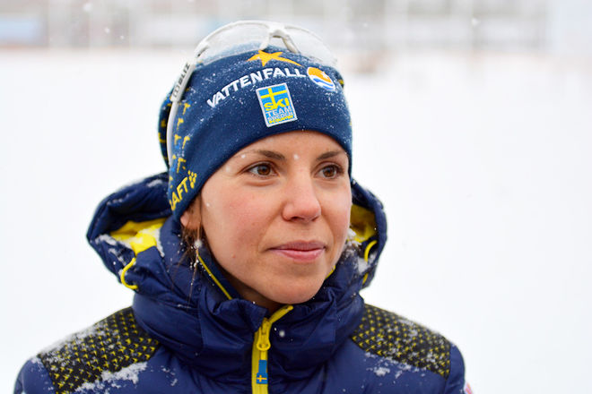 CHARLOTTE KALLA hade ledningen i världscupen men nu är det över 500 poäng upp till nya ledarinnan Heidi Weng efter Tour de Ski. Foto: ROLF ZETTERBERG