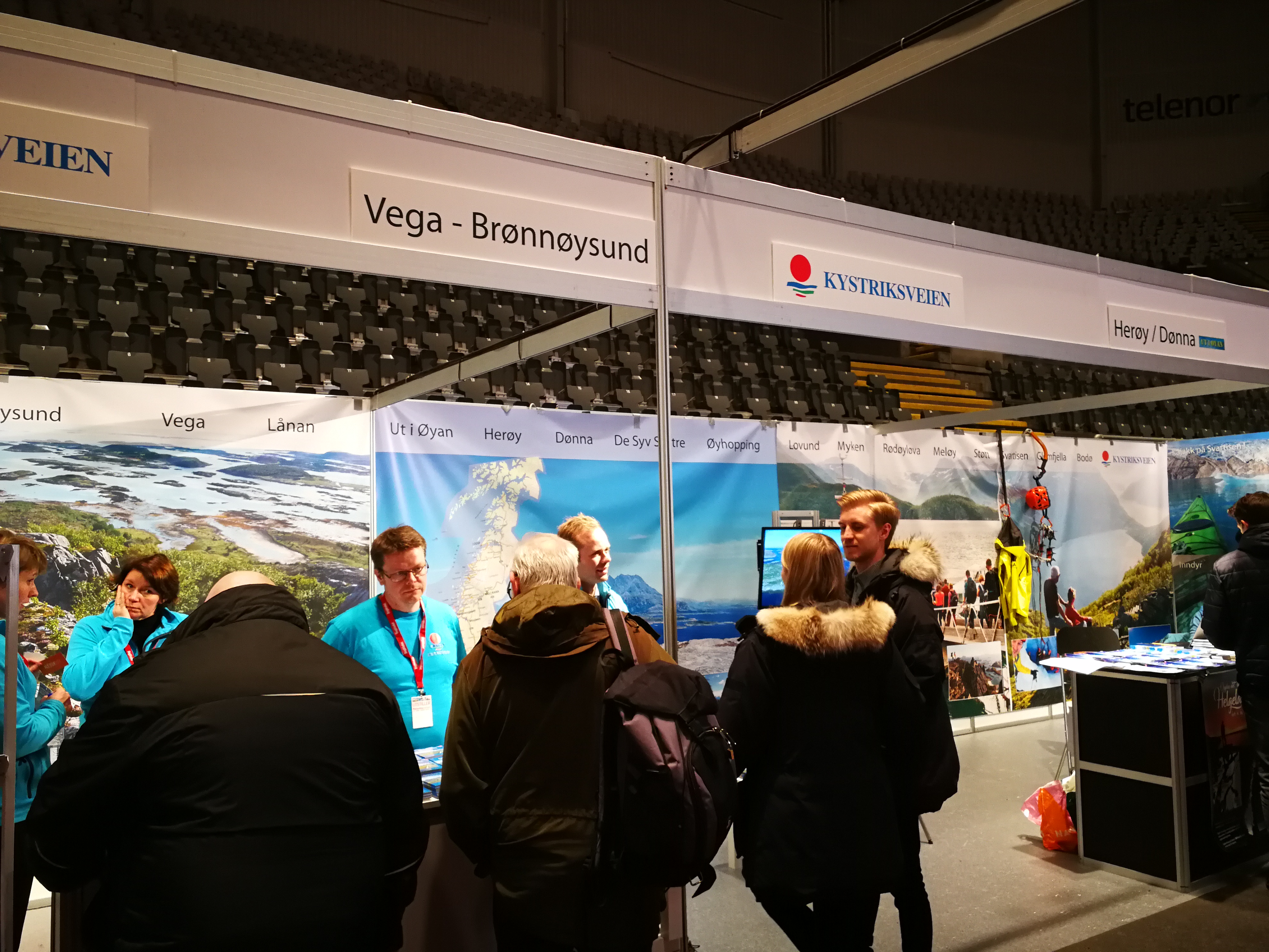 Ut i Øyan på messe i Oslo_besøkende