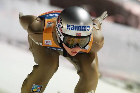 NordicFocus 02.12.2017, Lillehammer, Norway (NOR):Maren Lundby (NOR) - FIS world cup ski jumping ladies, individual HS100, Lillehammer (NOR). www.nordicfocus.com. © Rauschendorfer/NordicFocus. Every downloaded picture is fee-liable.